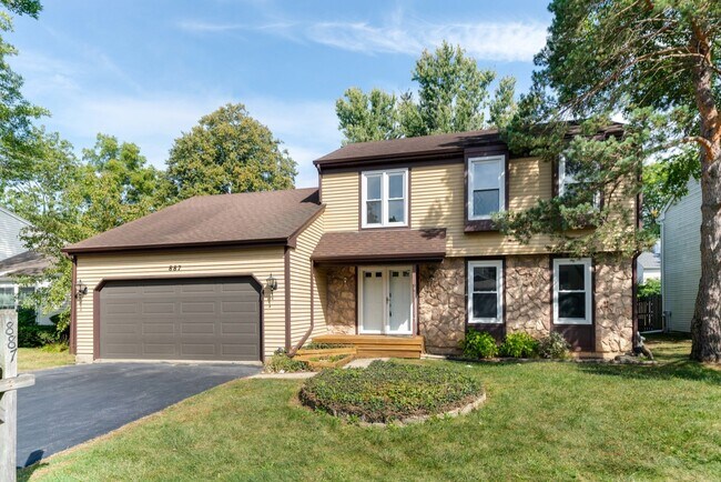 Primary Photo - 887 Saybrook Ln