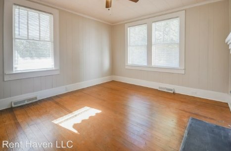 Building Photo - 4213 Ridgewood Ave