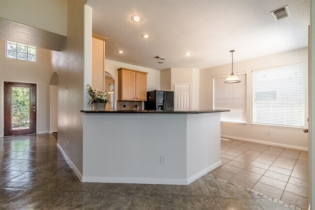 Building Photo - 11414 Summit Bay Dr