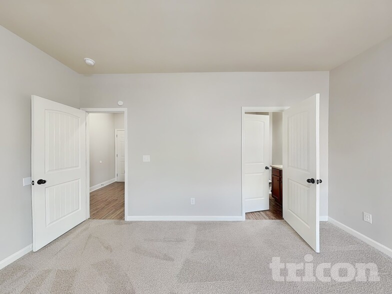 Building Photo - 11350 Freeman Way