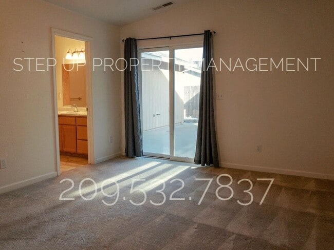 Building Photo - Serene Mountain Living at Clouds Rest: Stunning 3-Bedroom Home with Views