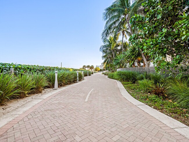 Building Photo - 6365 Collins Ave