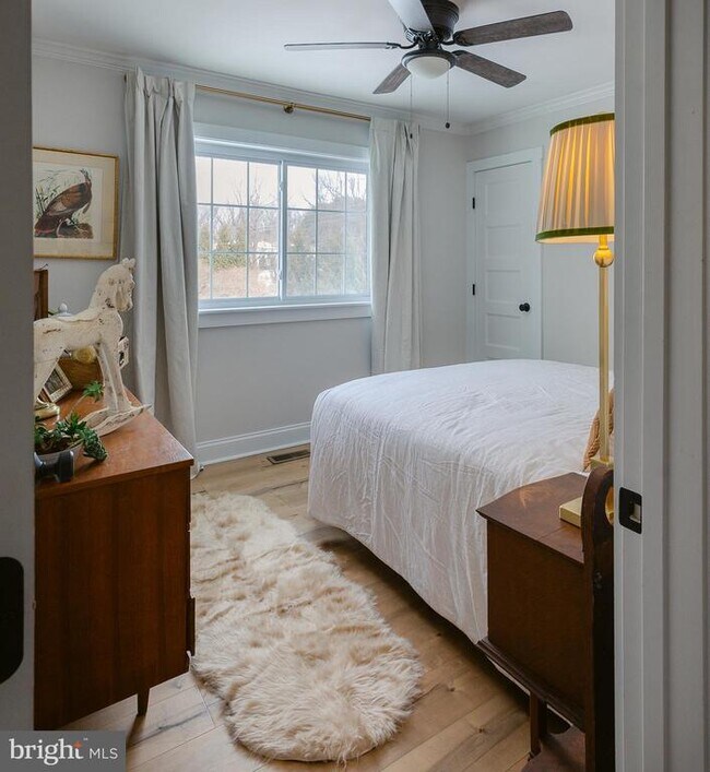 Building Photo - 13230 Falls Rd