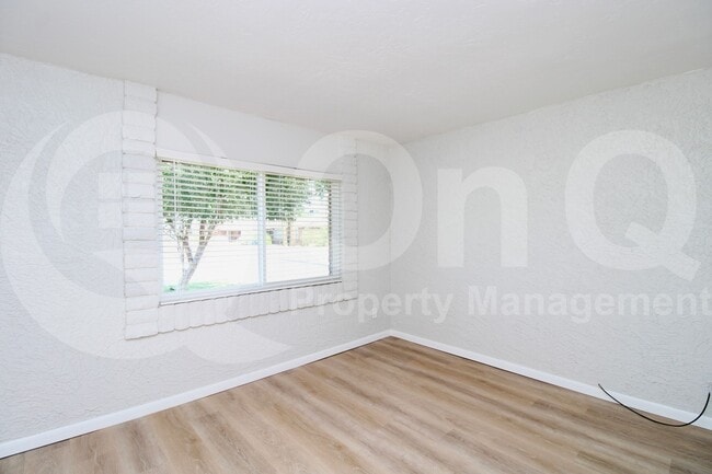 Building Photo - 2830 N Granite Reef Rd