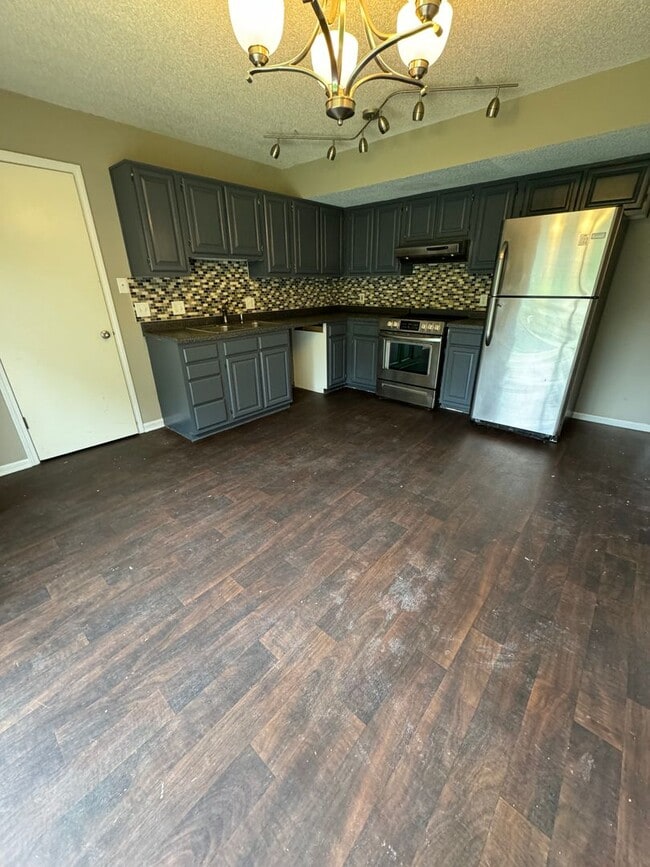 Building Photo - 7714 Tipperary Trail