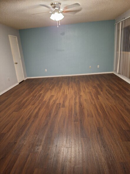 Building Photo - 8119 Stagwood Hl