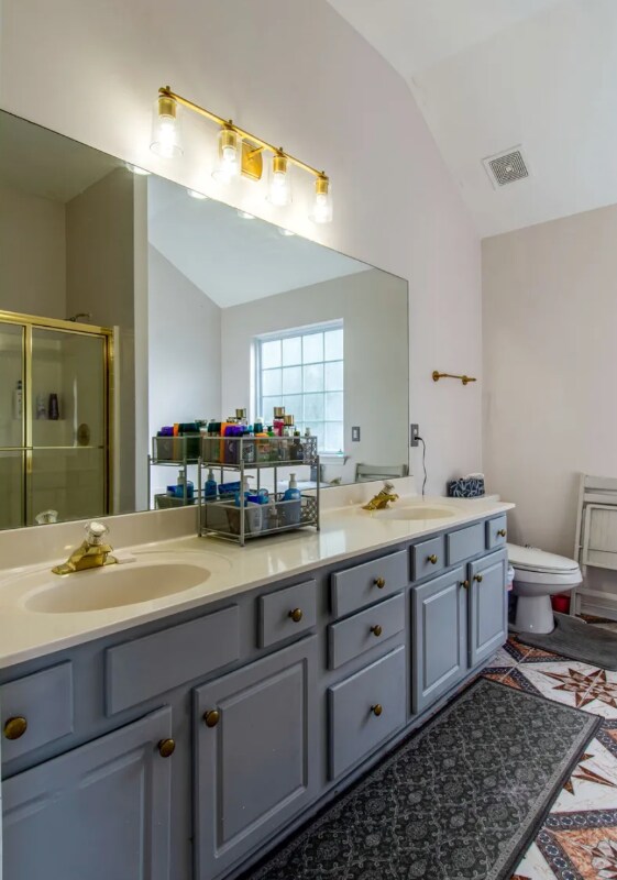 Building Photo - 6777 Autumn Oaks Dr