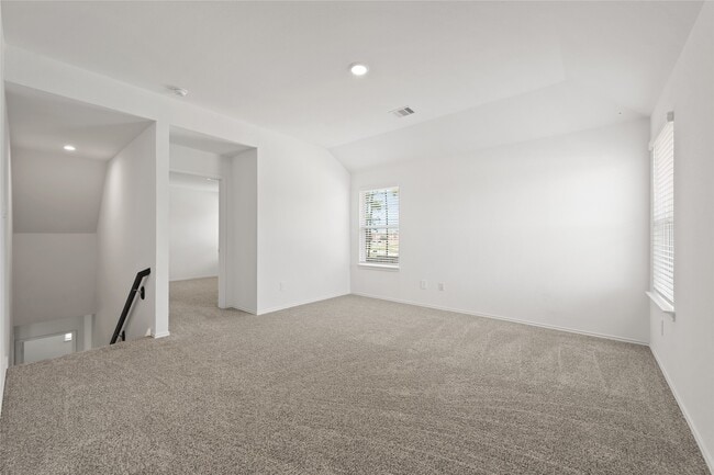 Building Photo - 5210 Twin Acorn Ct