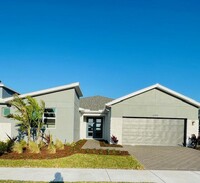 Building Photo - 10159 SW Orana Dr