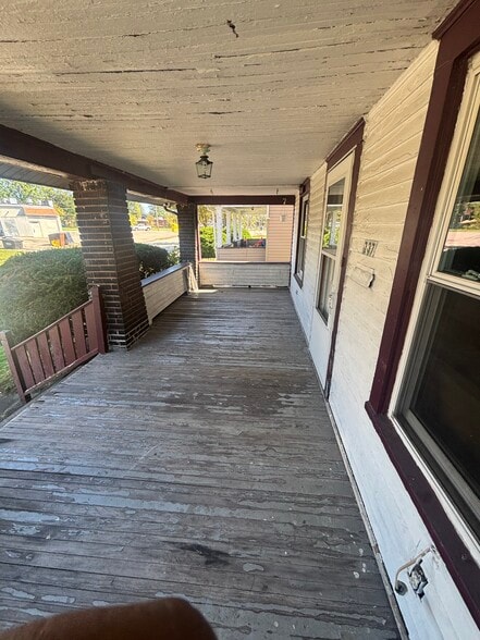 Building Photo - 737 Crandall Ave
