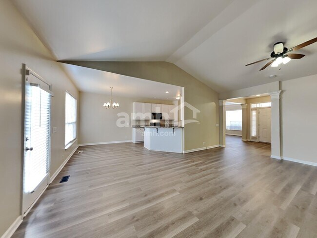 Building Photo - 2365 Edencrest Dr