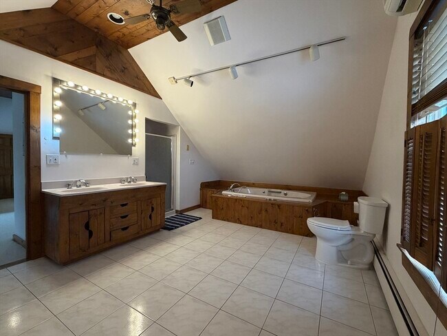 Building Photo - 12 Community Way