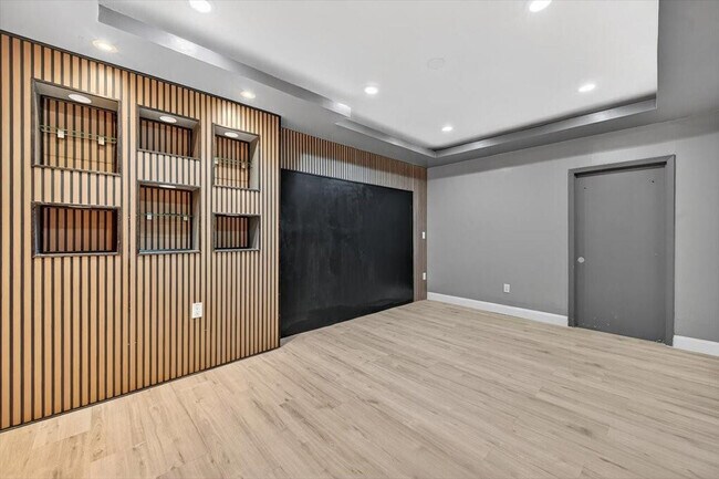 Building Photo - 15775 N Miami Ave