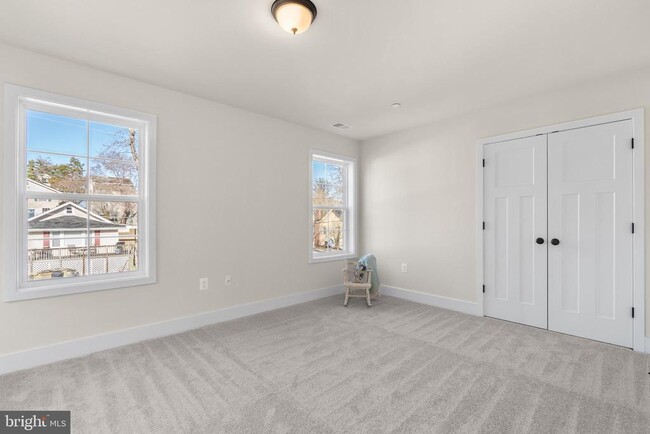 Building Photo - 407 Paradise Rd
