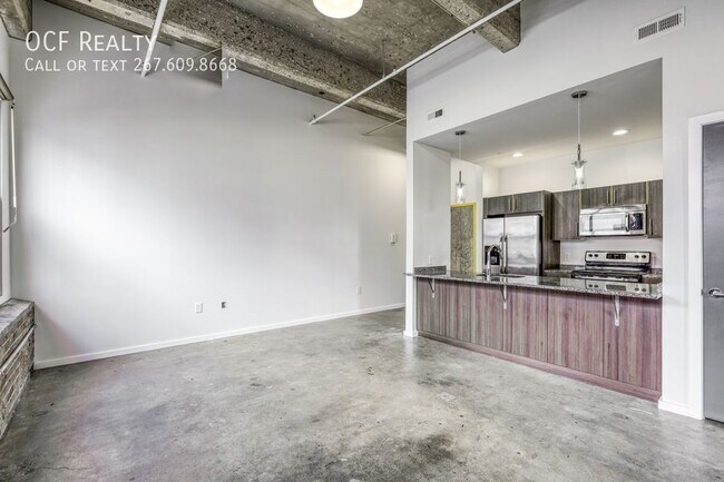 Building Photo - 4800 Brown St
