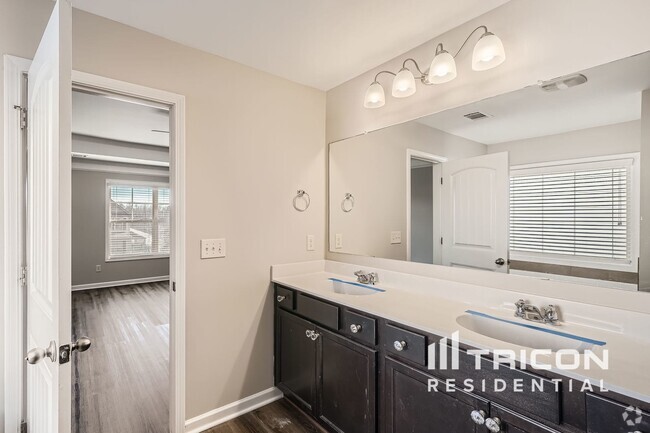 Building Photo - 7237 Demeter Dr
