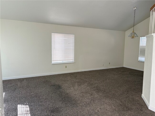 Building Photo - 5608 Red Bluff Dr