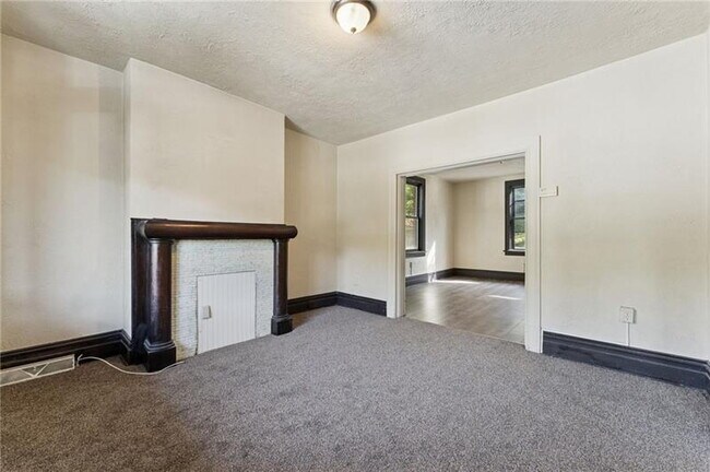 Building Photo - Pittsburgh Section 8 Housing Available NOW