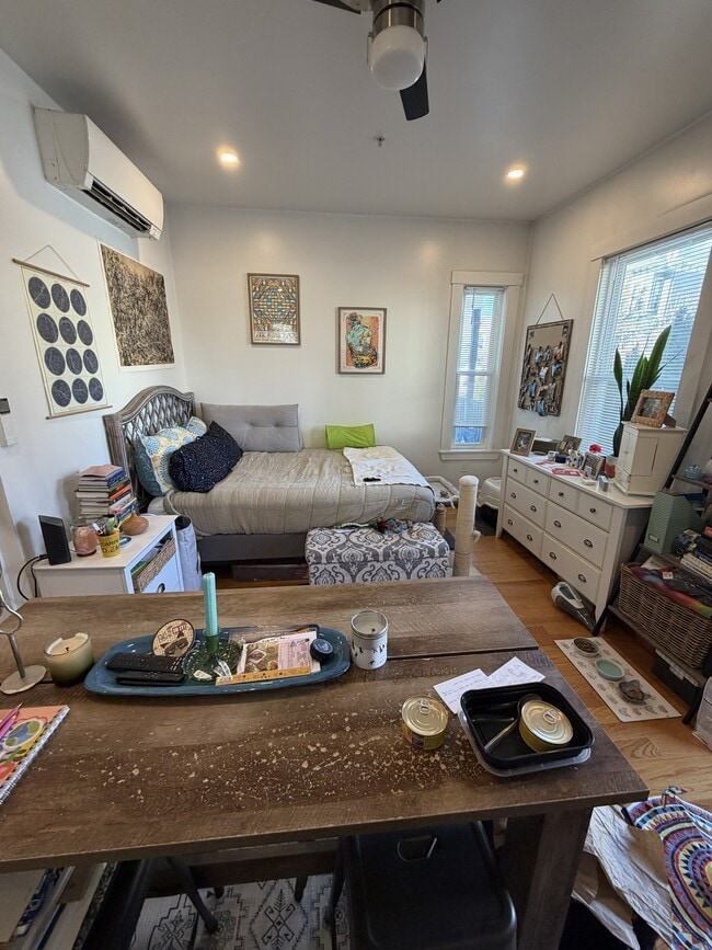 Building Photo - 31 Green St