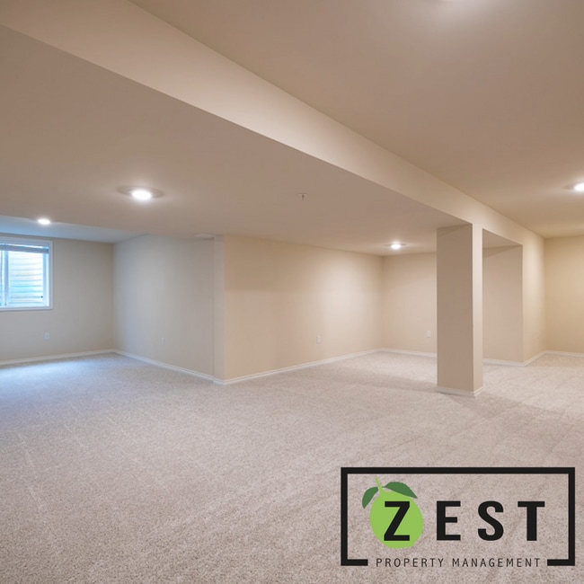 Building Photo - Amazing 3Bedroom 2 Baths