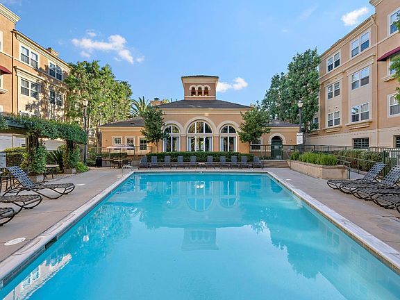 Building Photo - 1390 Saddle Rack St