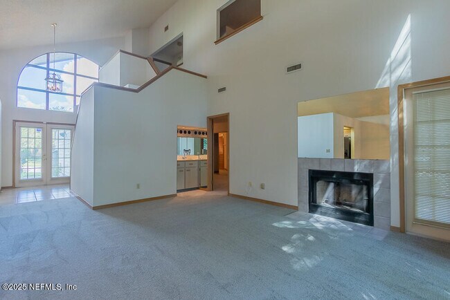 Building Photo - 3619 Bridgewood Dr