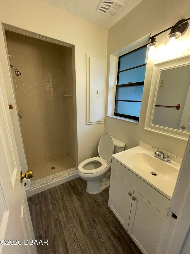 Building Photo - 90 Hickory Hills Cir