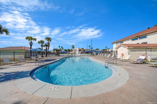 Building Photo - 17462 Front Beach Rd