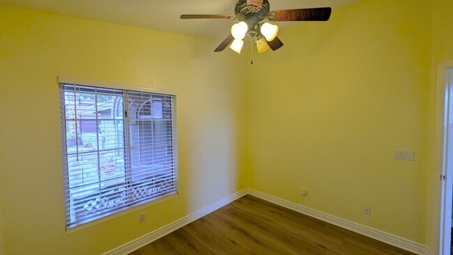 Building Photo - 2 Bedroom Home at The Springs Near E. Chandler Blvd. and S. Cooper Rd