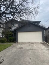 Building Photo - 1422 Meadow Pkwy