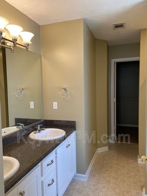 Building Photo - 3612 Pebble Creek Dr