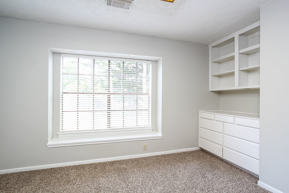 Building Photo - 5111 Natural Bridge Dr