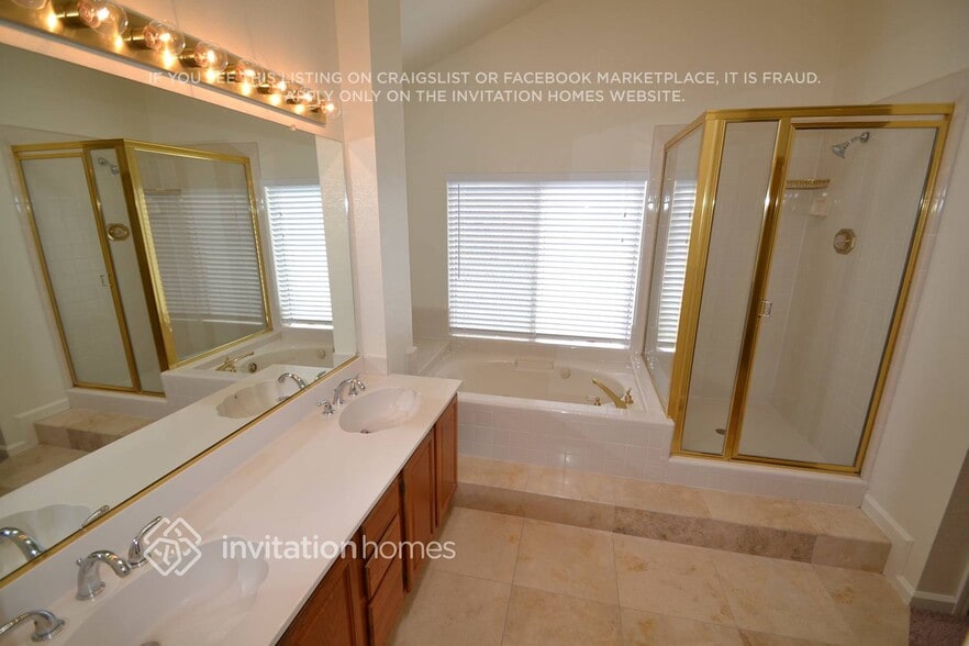 Building Photo - 117 Pau Ct