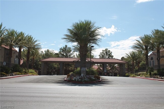 Primary Photo - 2200 S Fort Apache Rd