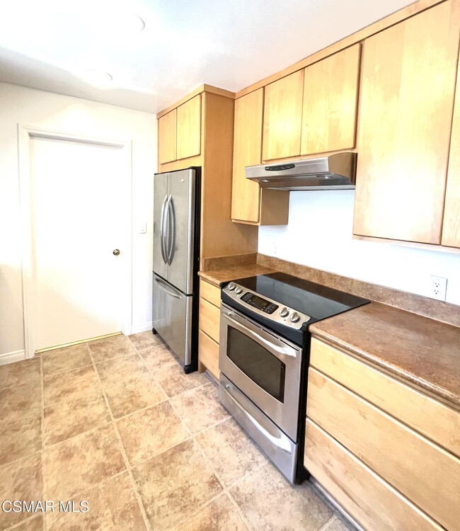 Building Photo - 1045 Marvista Ave