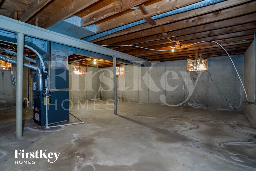 Building Photo - 8911 Blue Ridge Blvd