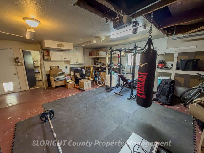 Building Photo - AVAILABLE MAY - Atascadero Home with Backyard Oasis + Bonus Office