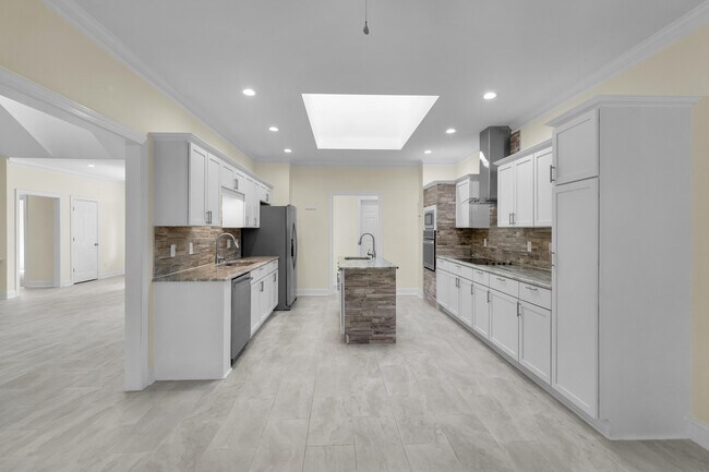Building Photo - 1216 Barkentine Dr