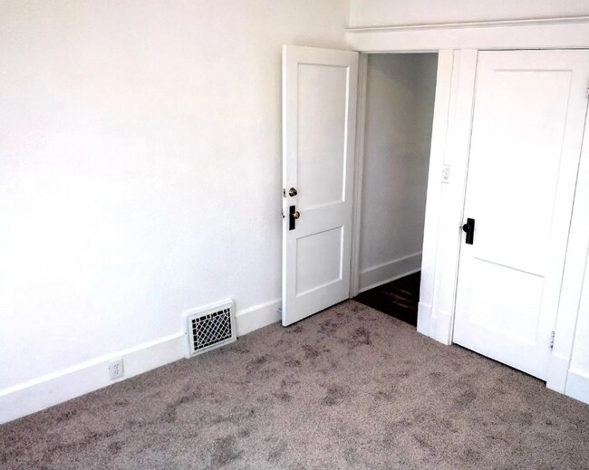 Building Photo - 4 Bedroom, 2 Bath Home in Greeley – Spacious & Comfortable