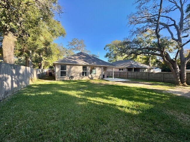 Building Photo - 1311A Keturah St