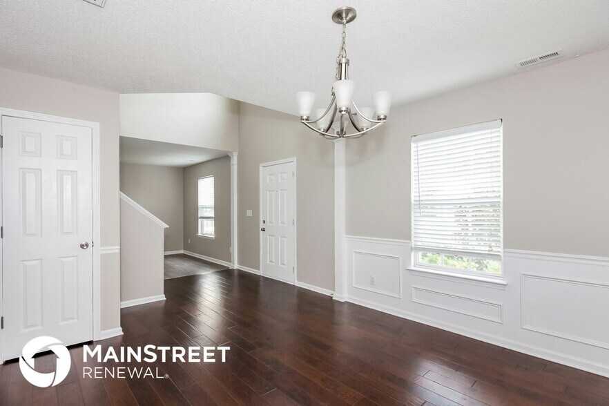 Building Photo - 9203 White Aspen Pl