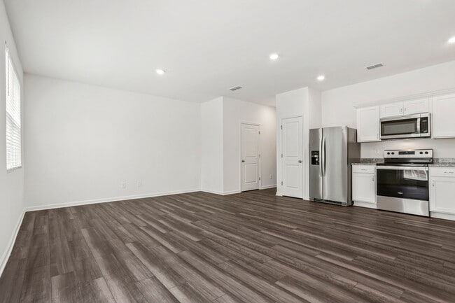 Building Photo - 2660 Senegal Wy