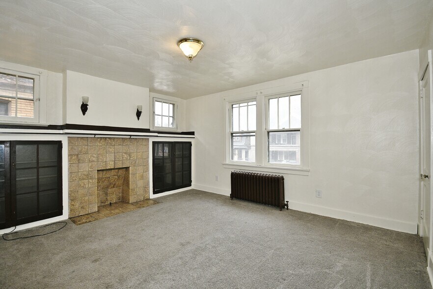 Building Photo - 1718 Montier St