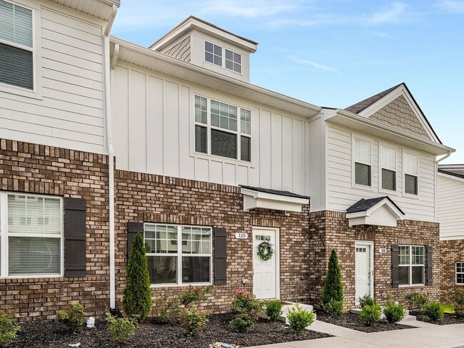 Primary Photo - Amazing 3BR Townhome in Goodlettsville