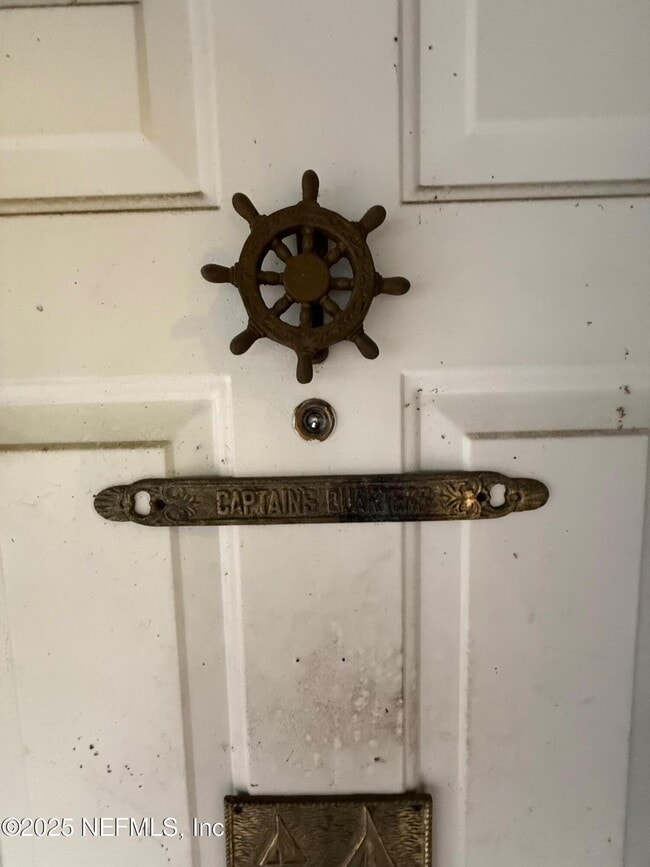 Building Photo - 3914 Herschel St