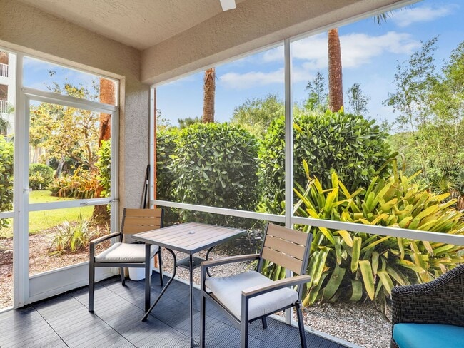 Building Photo - Seasonal 3-Bed Condo Rental in the Heart of Naples – AVAIL DEC/JAN, APRIL-FORWARD