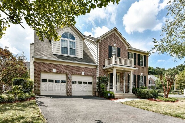 Building Photo - 6033 Woodlake Ln