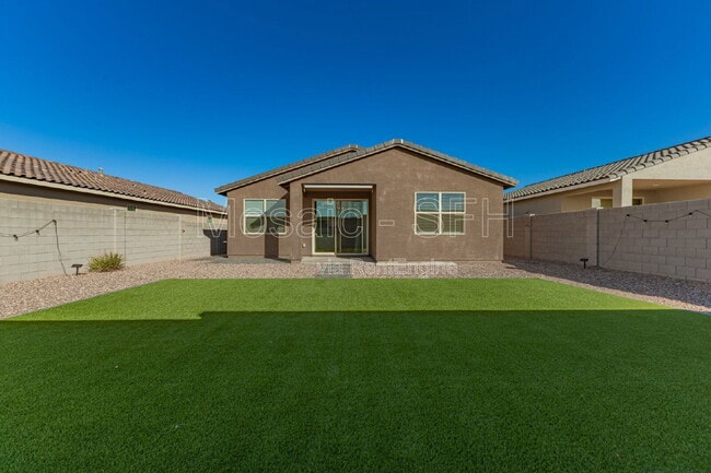 Building Photo - 35394 N Perennial St