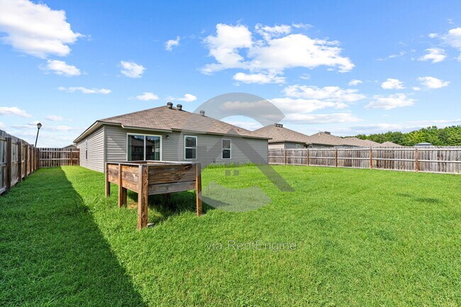Building Photo - 10220 Brandi Kay Dr