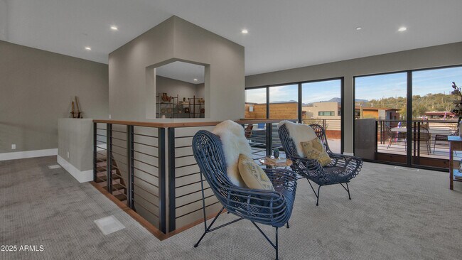 Building Photo - 6525 E Cave Creek Rd